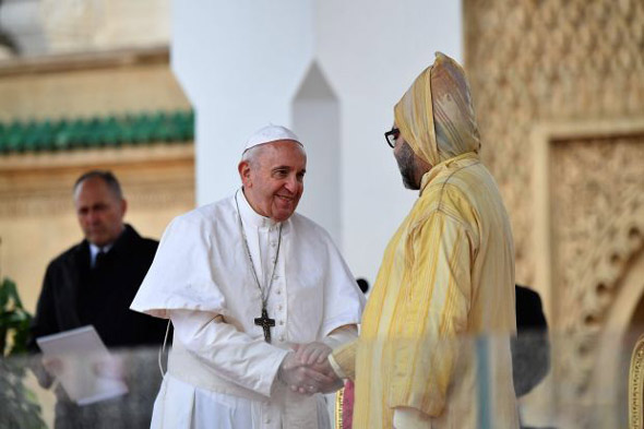 pope-francis-warns-catholics-morocco-covert-muslim-christianity-32419